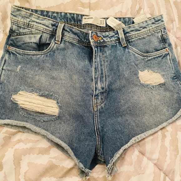 Zara Pants - Zara Denim Shorts SZ 10